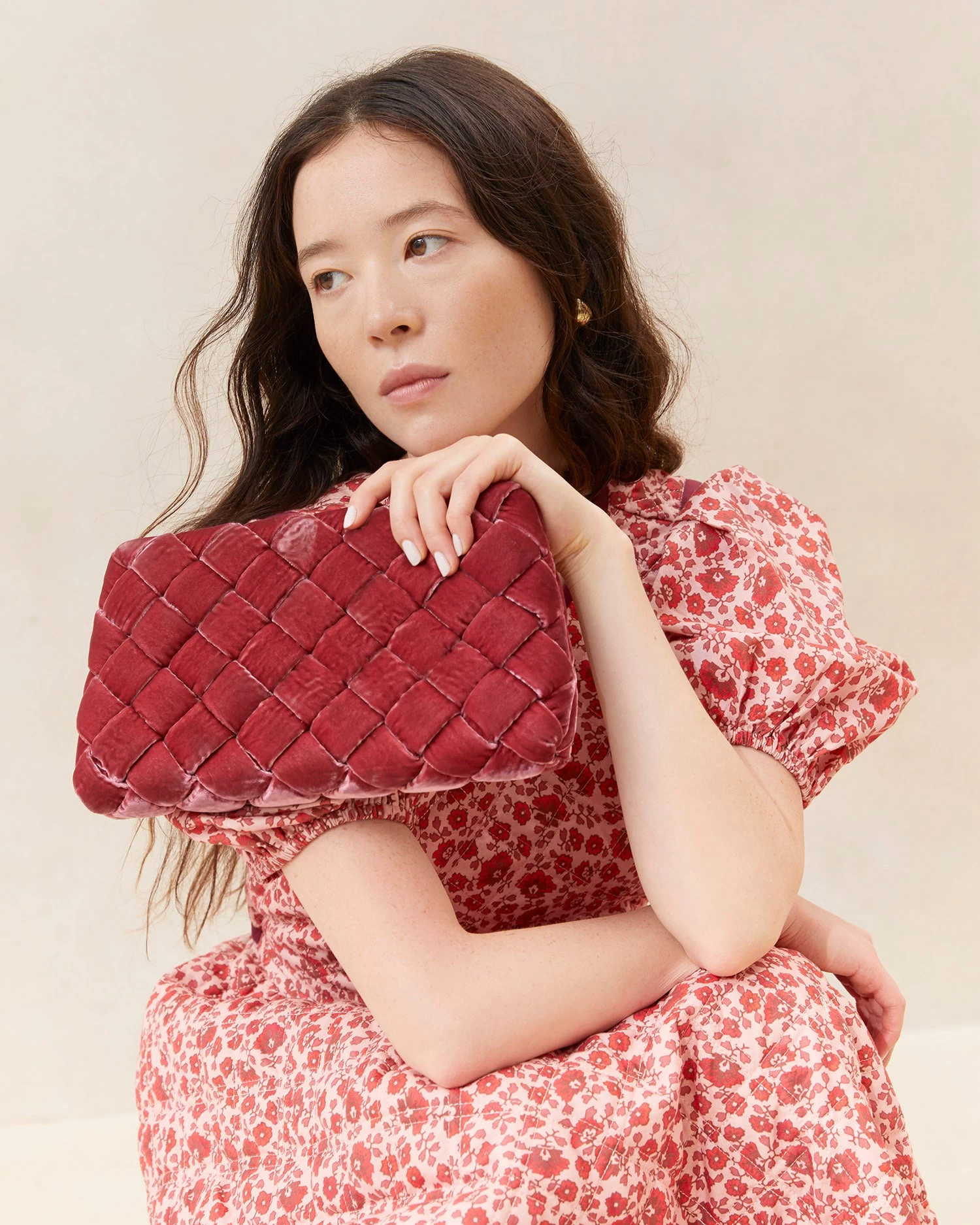 Loeffler Randall Aviva Rose Woven Puff Clutch 5 Loeffler Randall Aviva Rose Woven Puff Clutch - Image 5