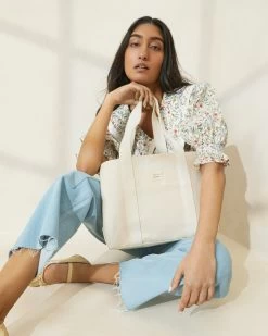 Loeffler Randall Bennett Natural Medium Tote -Outlet Velin Studio Store BENNETT CV NATRL 5 c5dff224 a221 4d5c ac59 2a07c151ac47