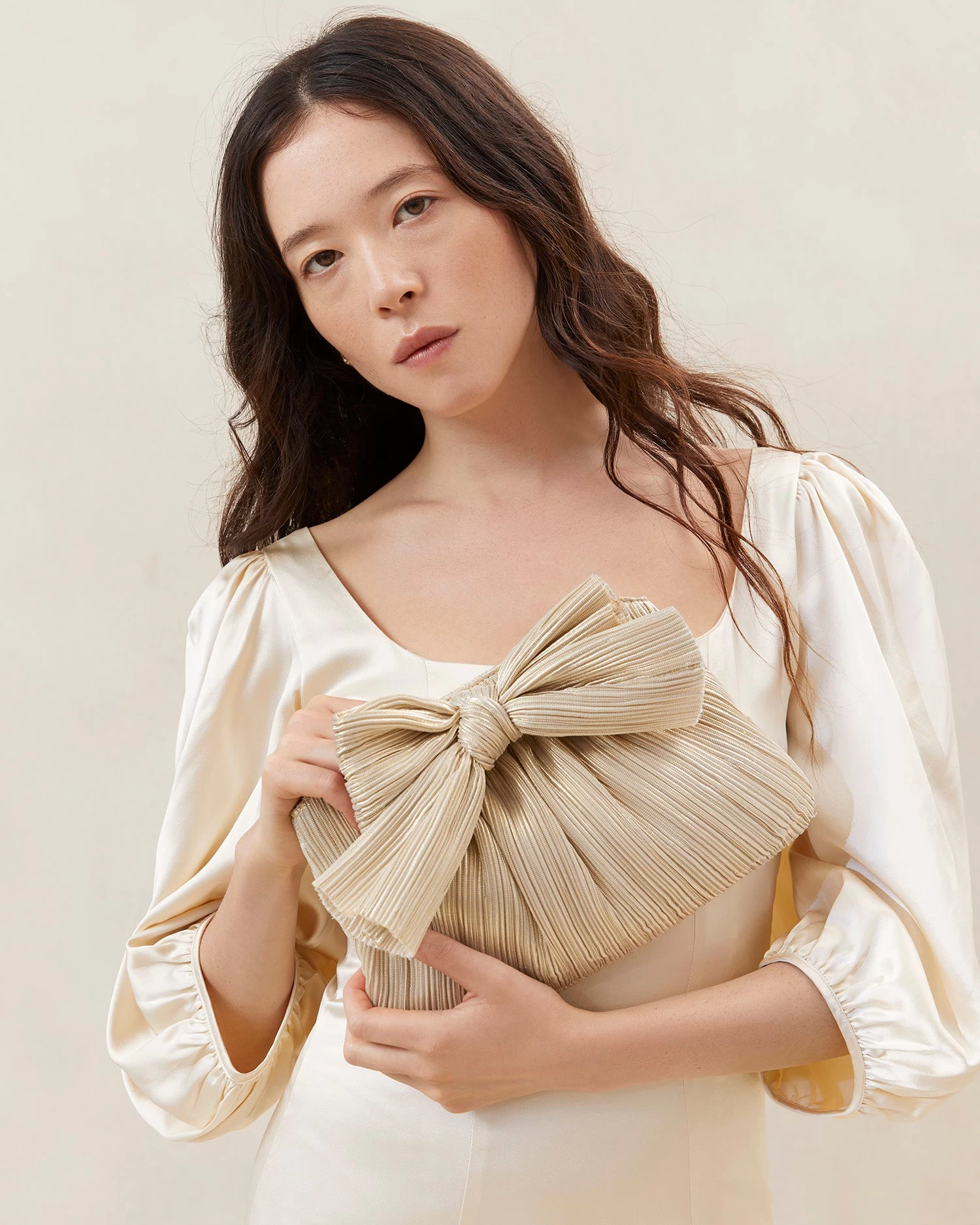 Loeffler Randall Rayne Platinum Bow Clutch 3 Loeffler Randall Rayne Platinum Bow Clutch - Image 3